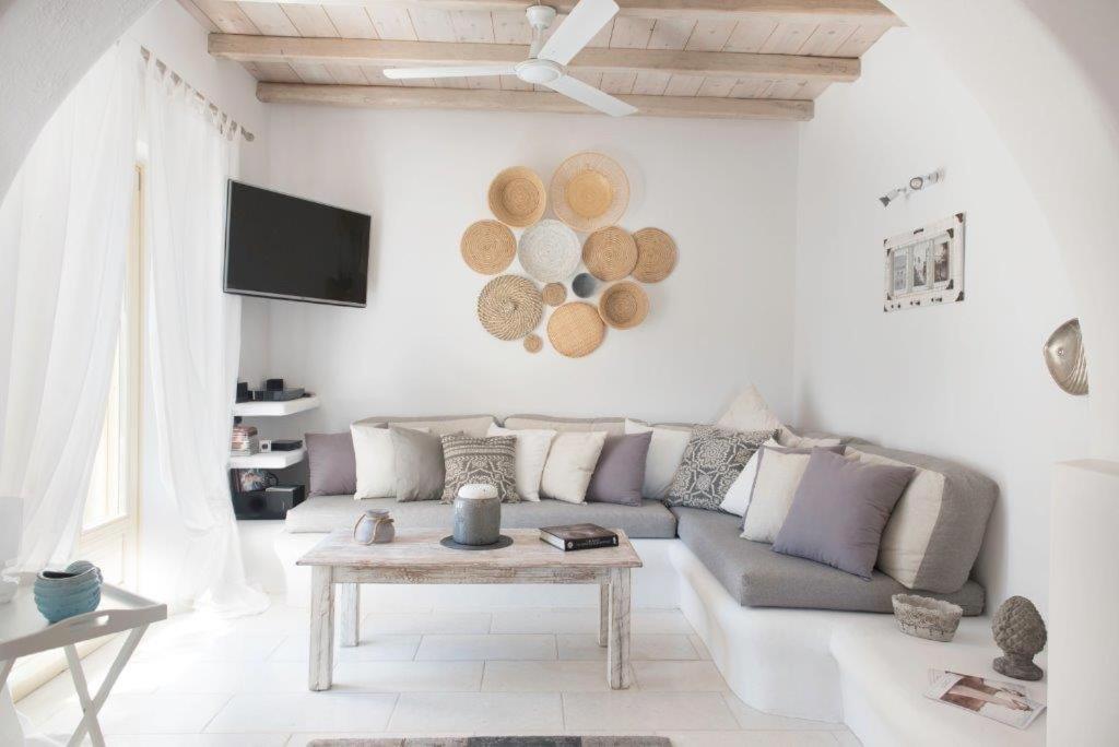 Apartment Nausithoe 1 Paros
