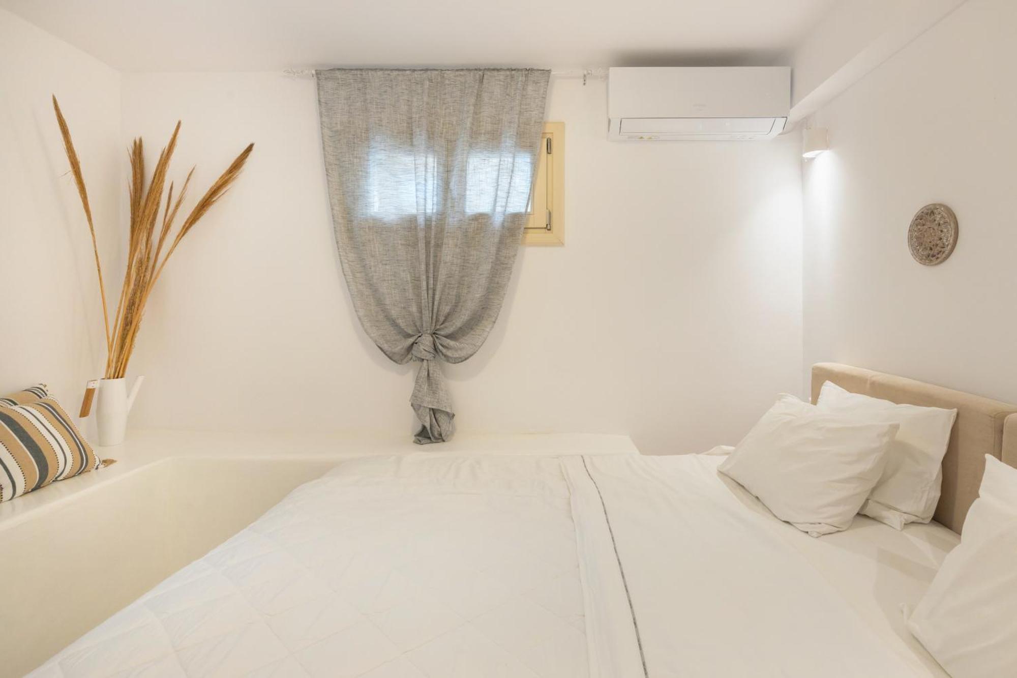 Nausithoe 1 Paros Apartment